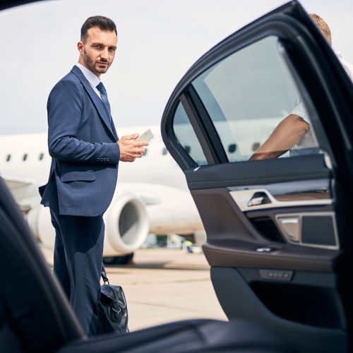 Birmingham-Taxi-Service